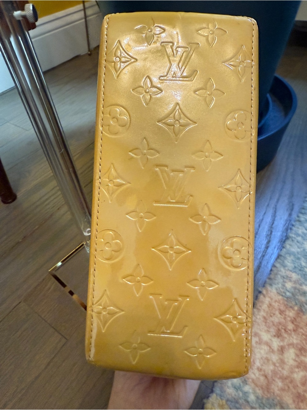 Louis Vuitton Yellow Patent Leather Vernis Monogram Reade PM Tote w/ COA - Picture 11 of 12